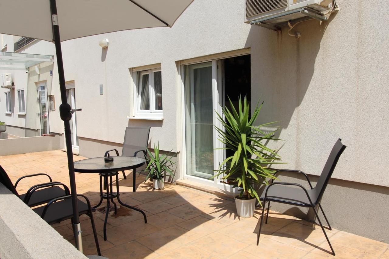 Macadamia Apartment With Garage Parking Split Buitenkant foto